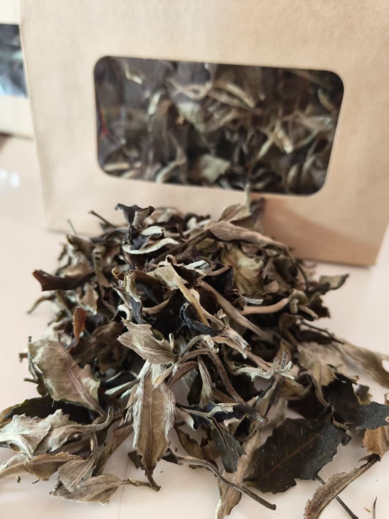 普洱散茶，白茶，苦茶，大叶，紫娟，晒红