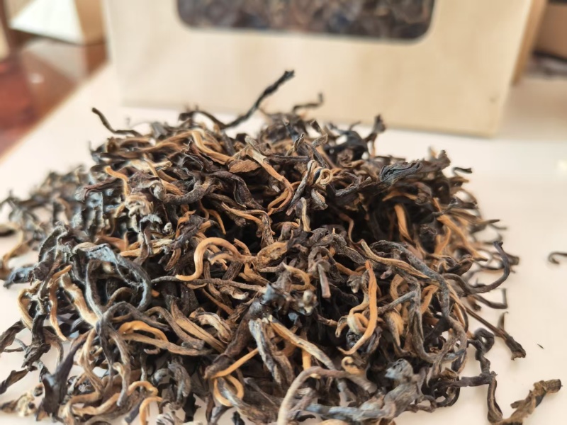普洱散茶，白茶，苦茶，大叶，紫娟，晒红