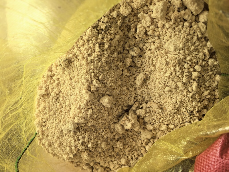 晒干的豆渣