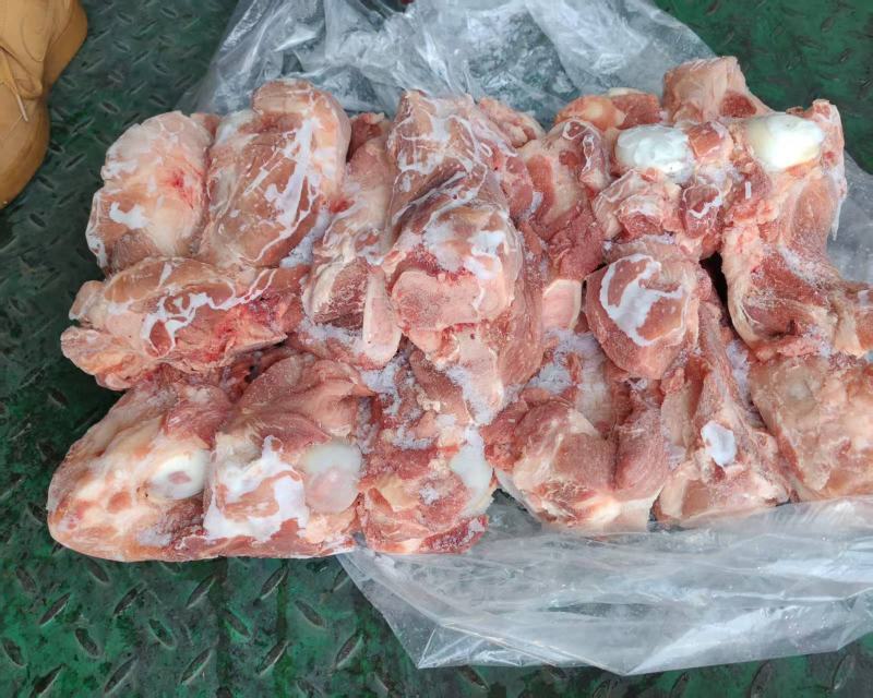 满肉前棒骨