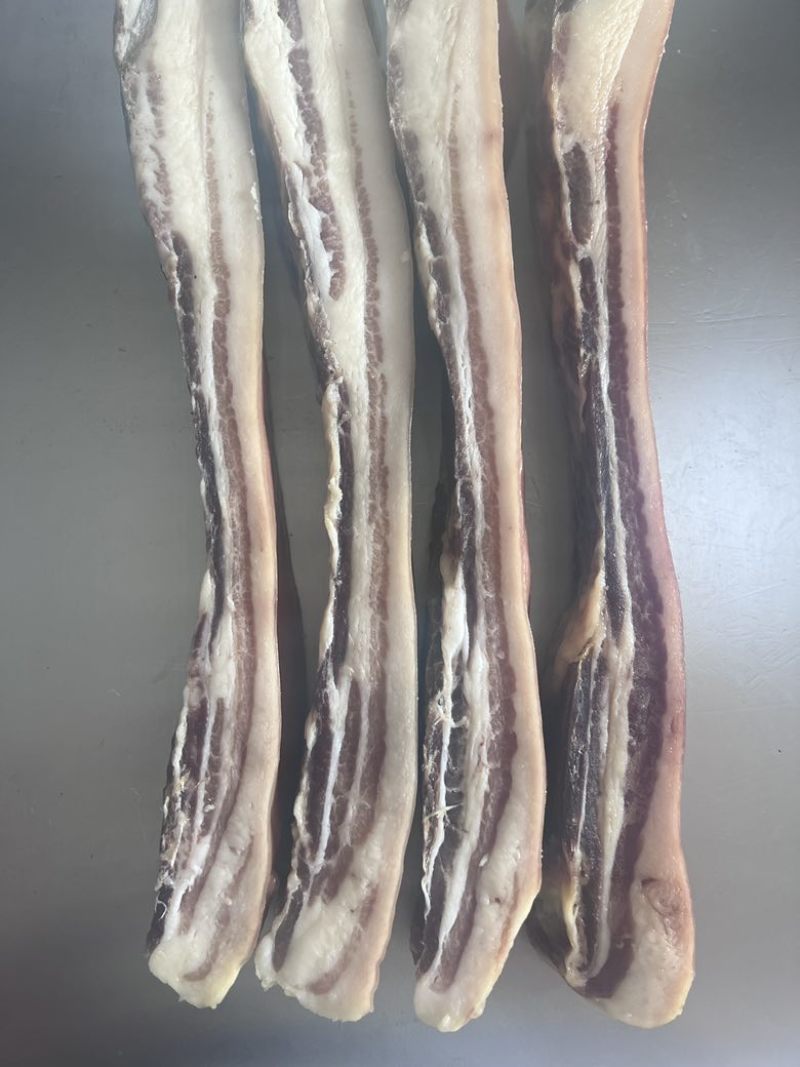 咸肉腊肉风干腊肉材料上乘口感好有资质耐储存运输按需求分拣打包