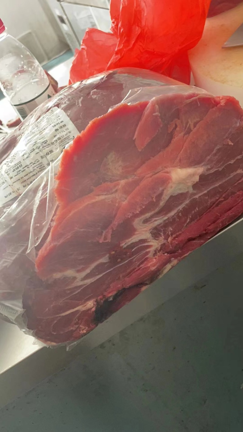 牛脖肉口感嫩，牛肉面**，可代替牛腱子​卤牛肉大量现货量