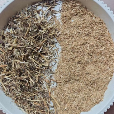 小麦秸秆，玉米秸秆，花生秧，豆杆等