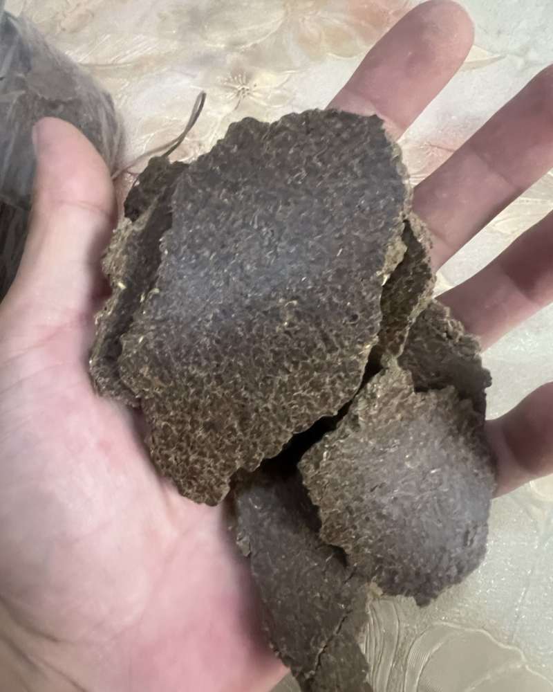 花生饼肥用于农业底肥可发酵水肥改良土壤瓜果蔬菜香甜可
