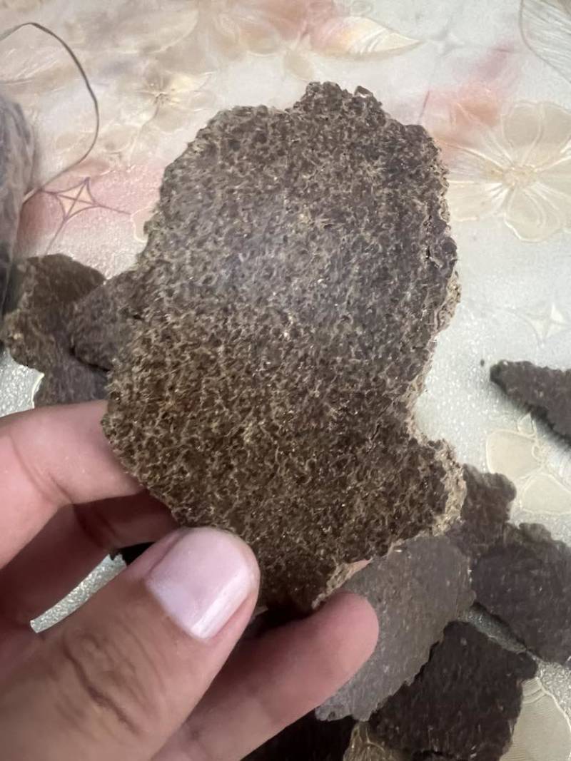 花生饼肥用于农业底肥可发酵水肥改良土壤瓜果蔬菜香甜可