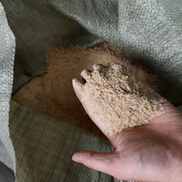 麦麸，石磨面麸子