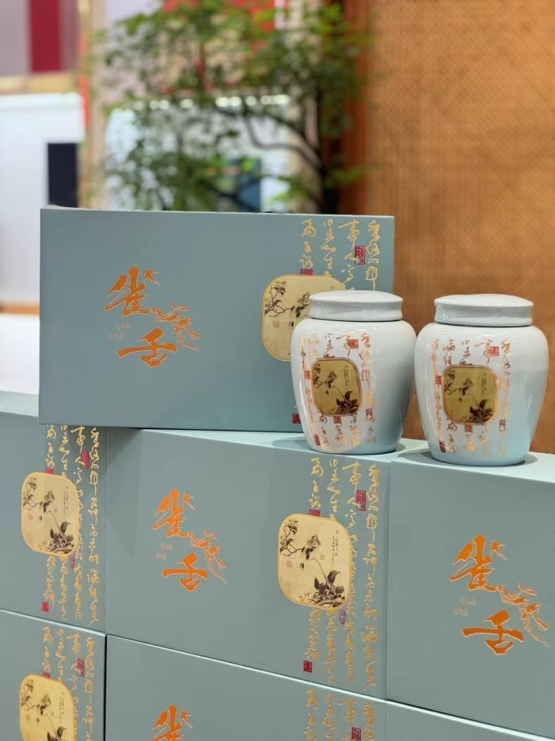 一斤也是批发价，欢迎同行来厂里考察。