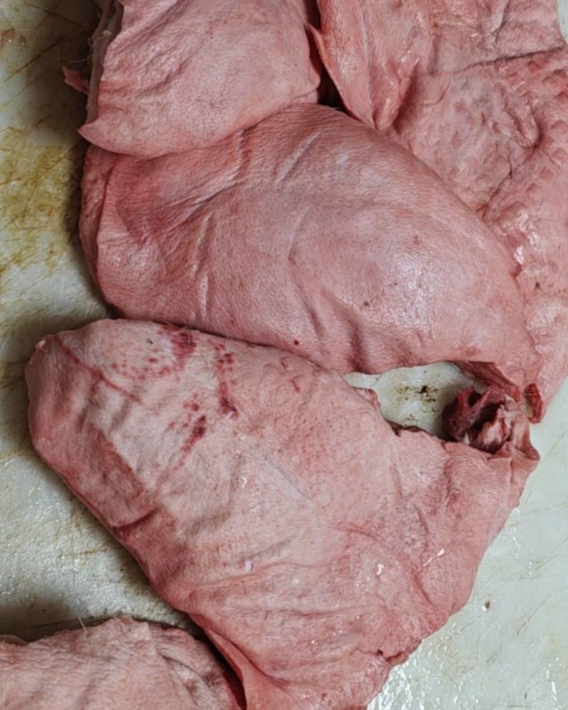 带皮槽头肉