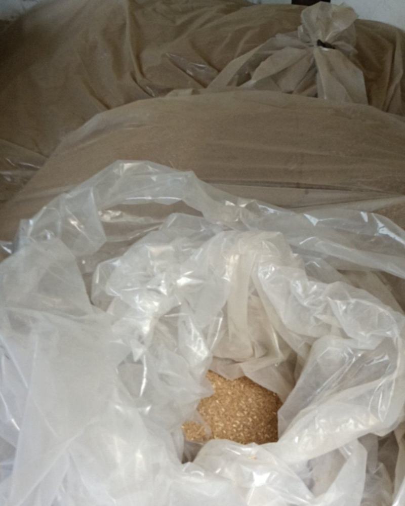 陈年小麦，一万斤左右