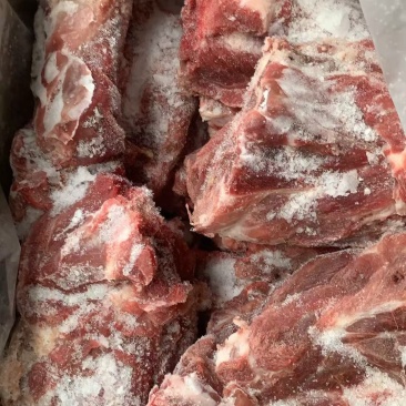 母猪颈骨带肉率满满