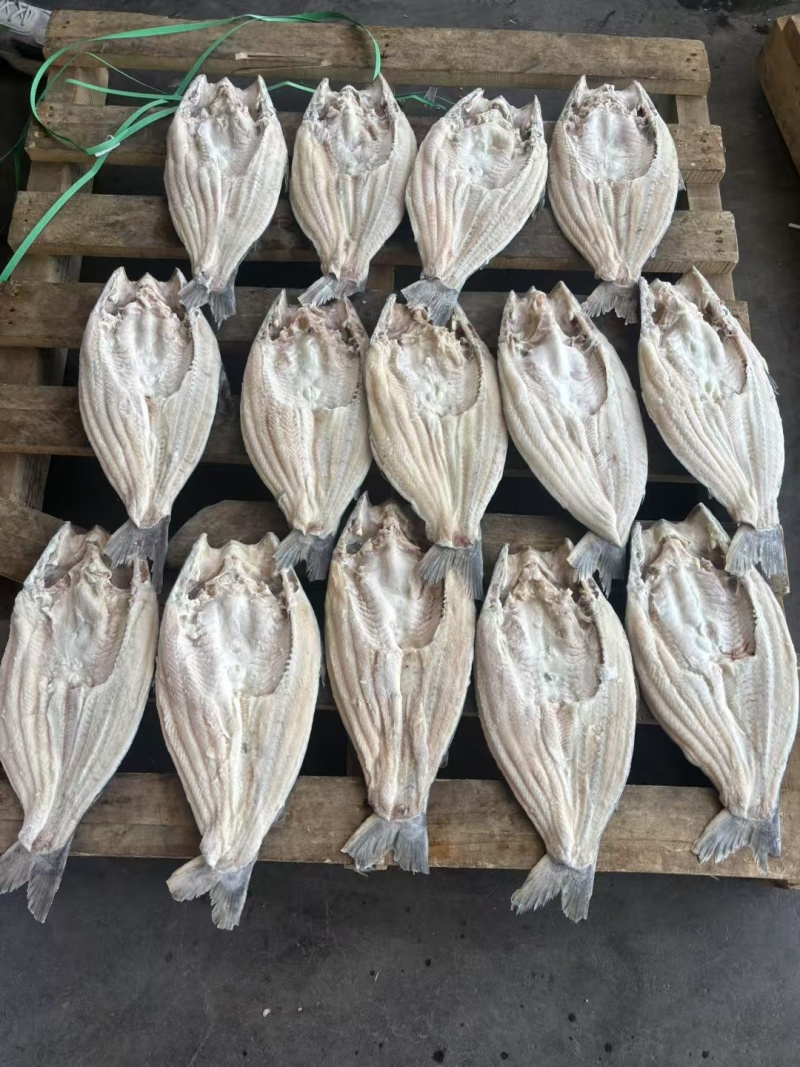 干冰开背巴沙鱼