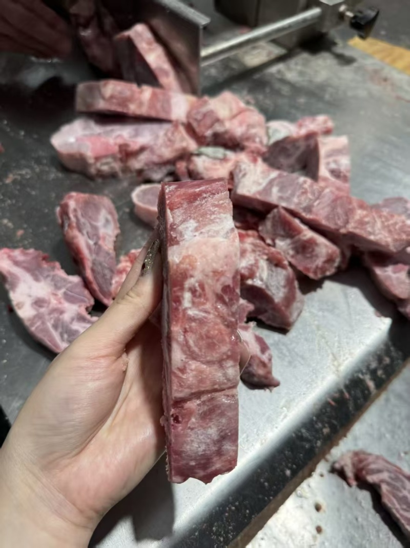 满肉猪颈骨，带肉多达50%