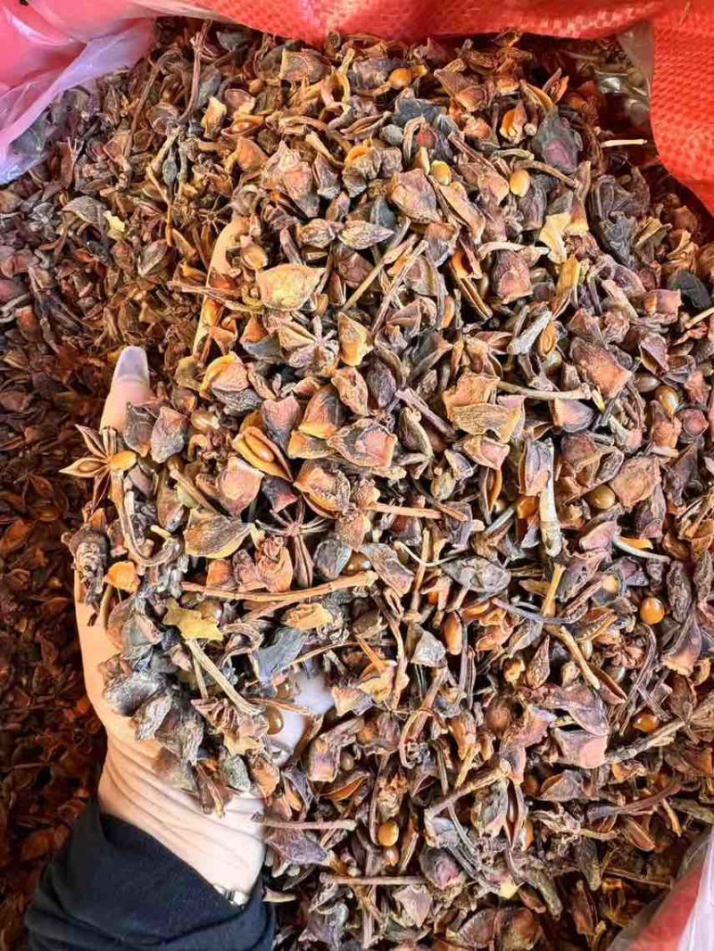 八角碎片统货，量大质优，卤味增香必备之选