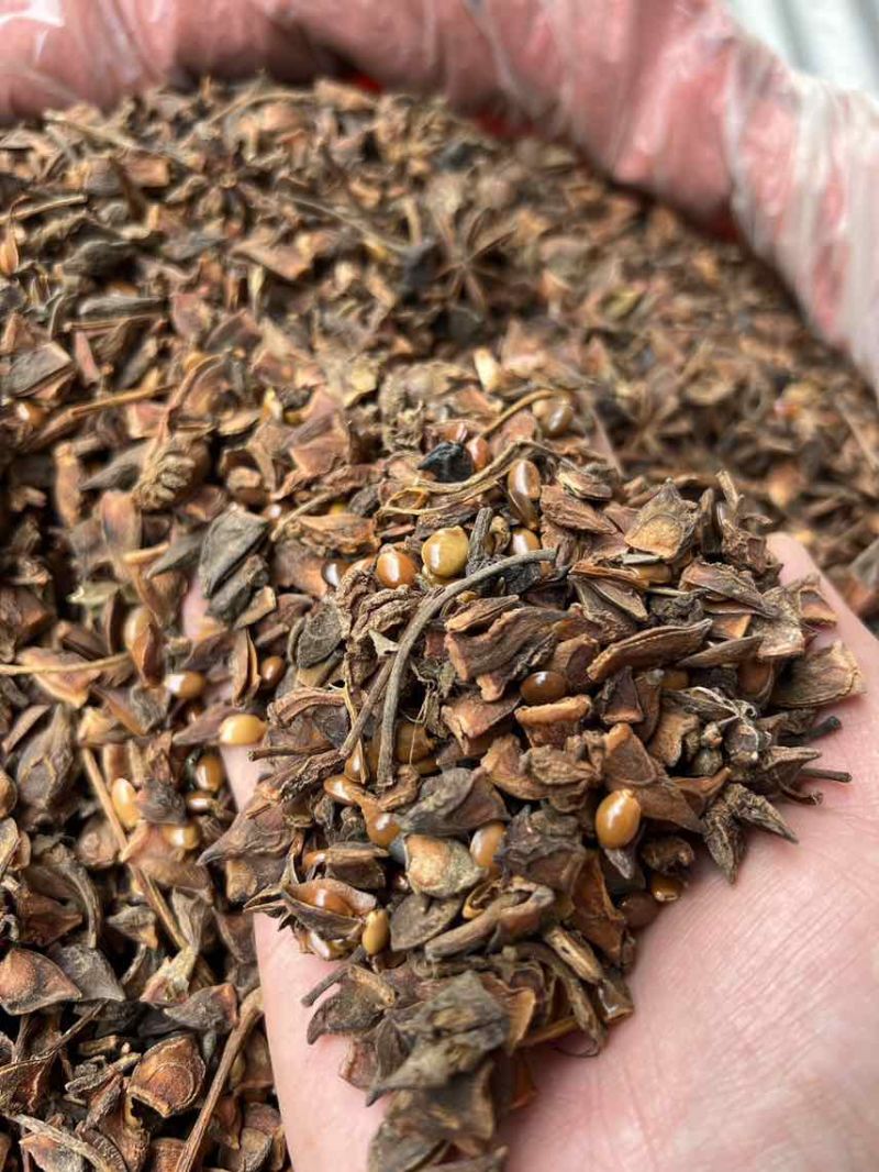 八角碎片统货，量大质优，卤味增香必备之选