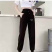 新到女士高档精品运动裤2500件，经典小标，刺绣标12