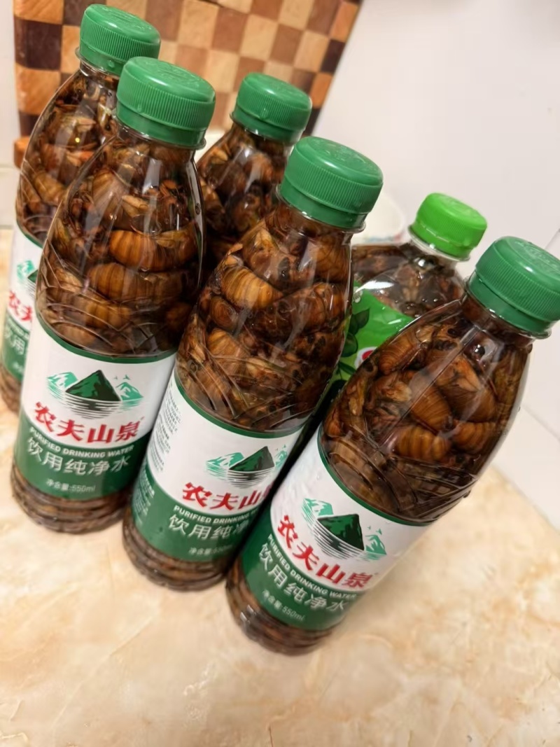 金蝉，刚抓的现货，量大，需要的联系