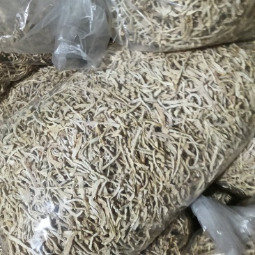烘干萝卜干