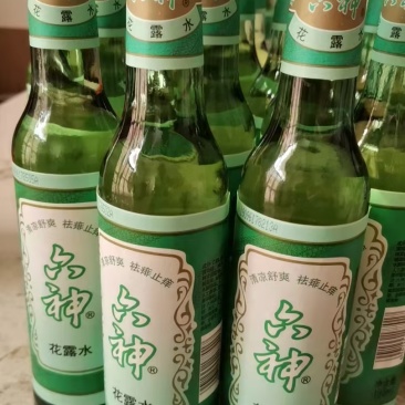 六神花露水30瓶一箱