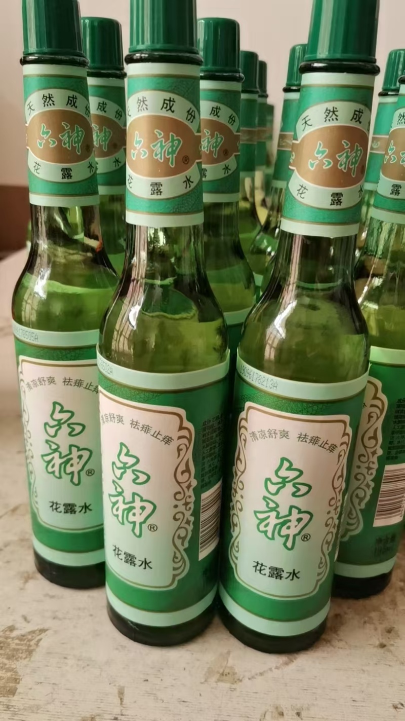 六神花露水30瓶一箱