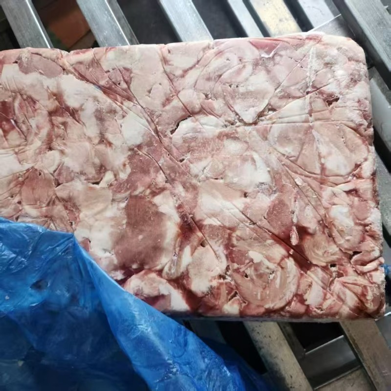 肥猪精碎肉现货一车新开检疫