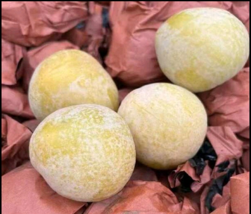 黄金奈李