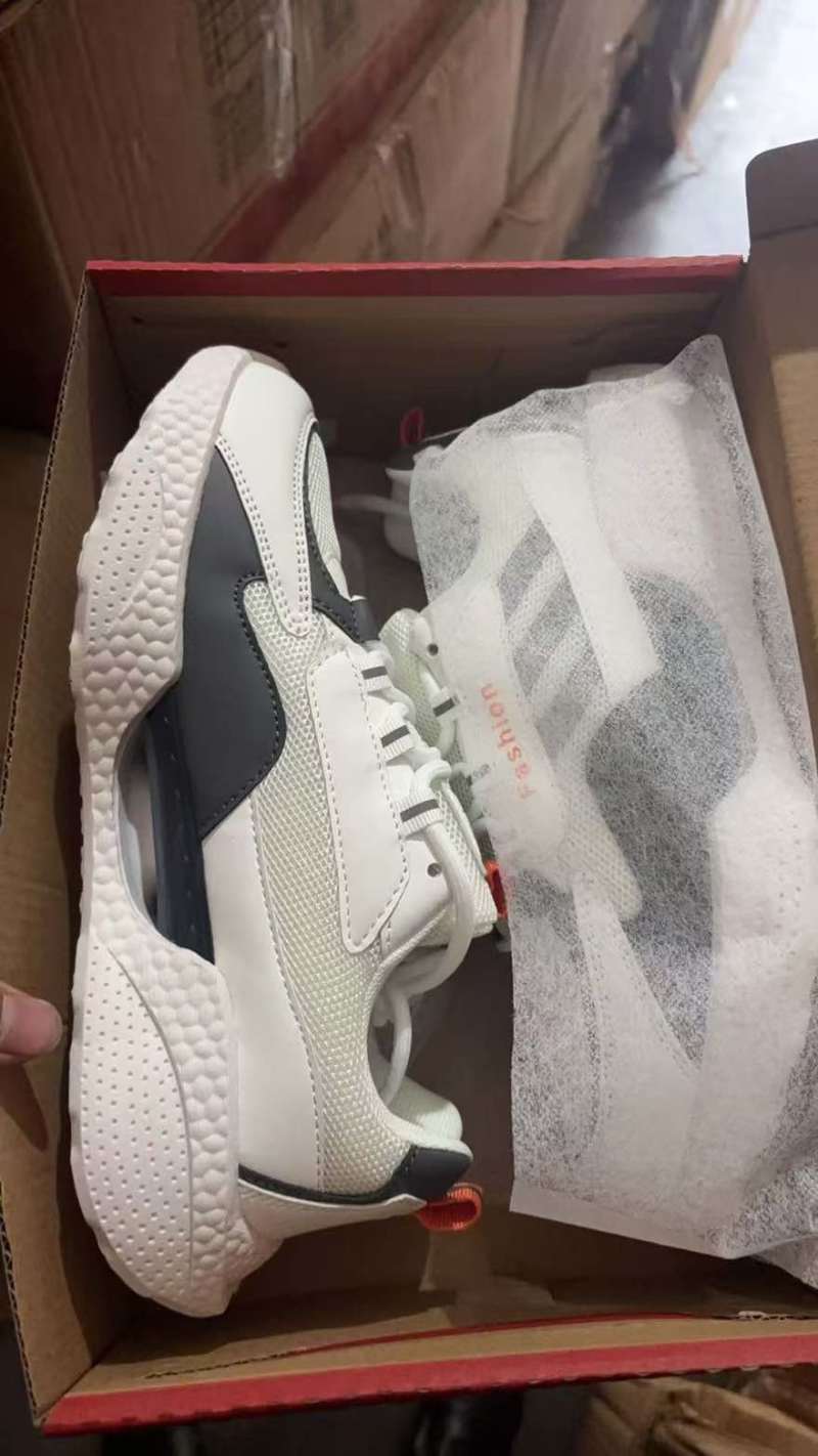 搬库房清货，2000多双质量非常好，清货16