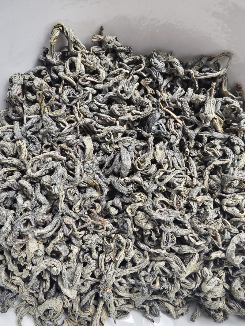 阿噜春茶，250克云雾茶一包25元