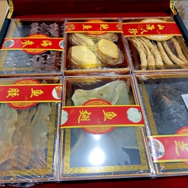 送亲友补品尝尝