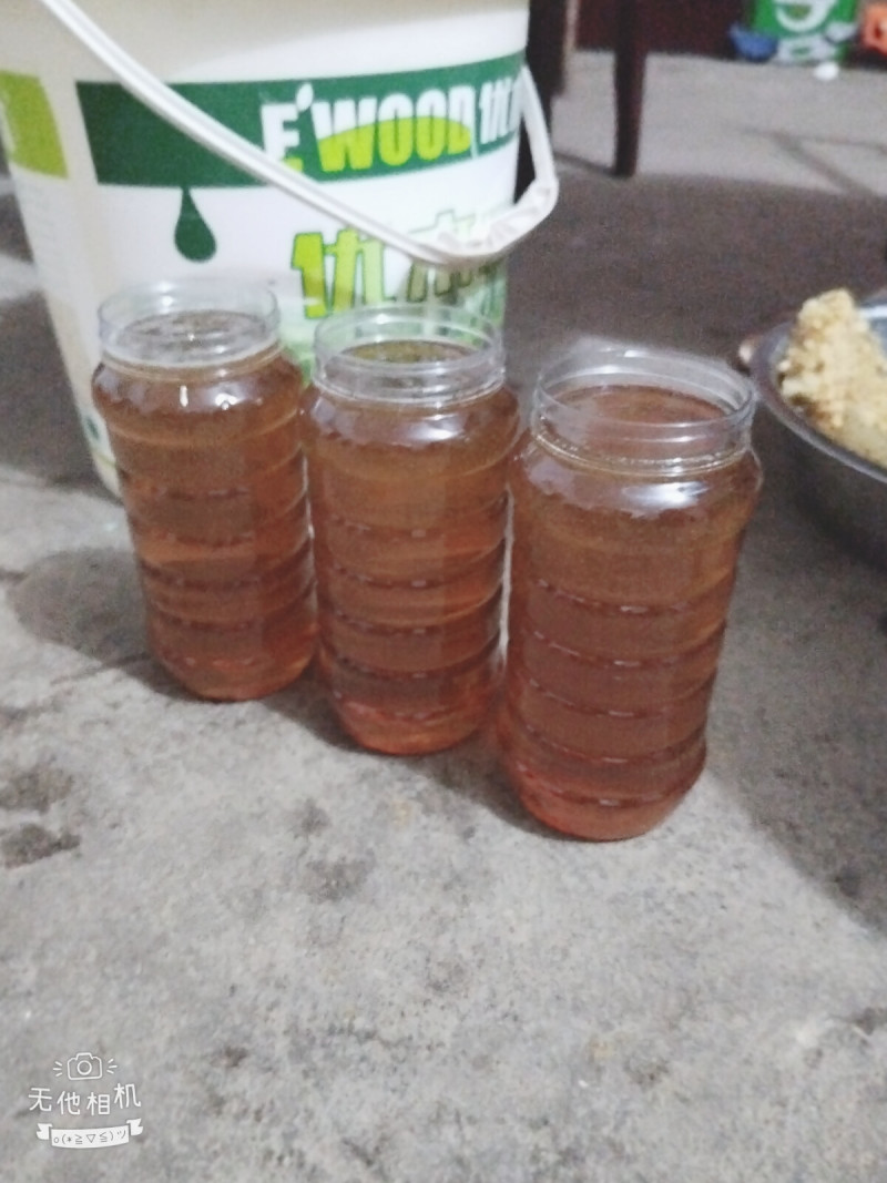 ***，货真价实的中蜂土蜂蜜。