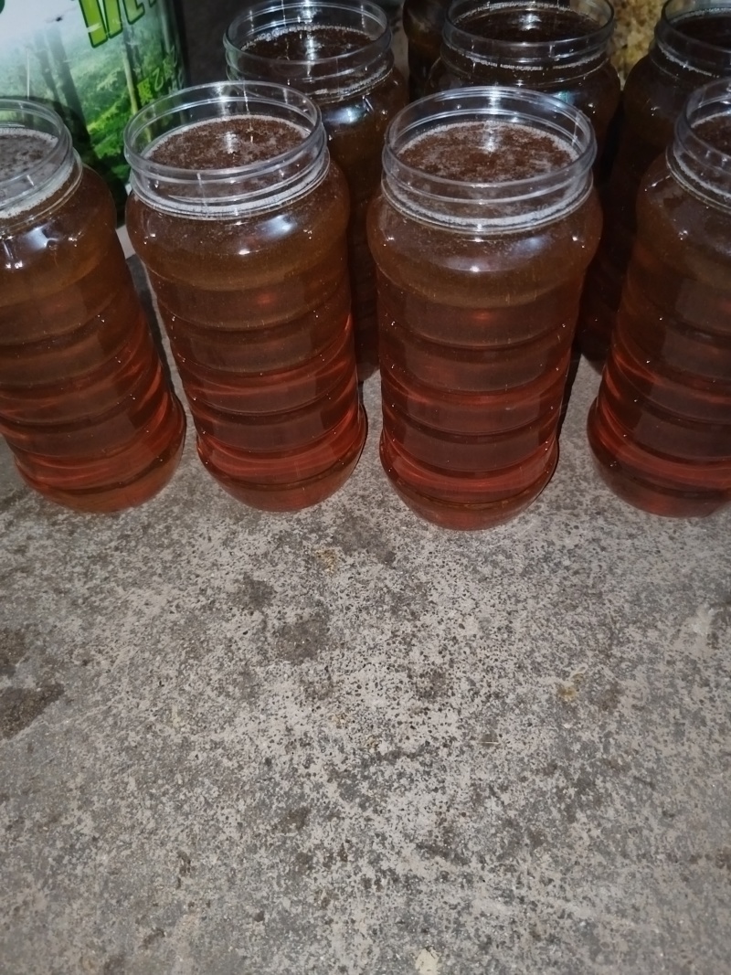***，货真价实的中蜂土蜂蜜。