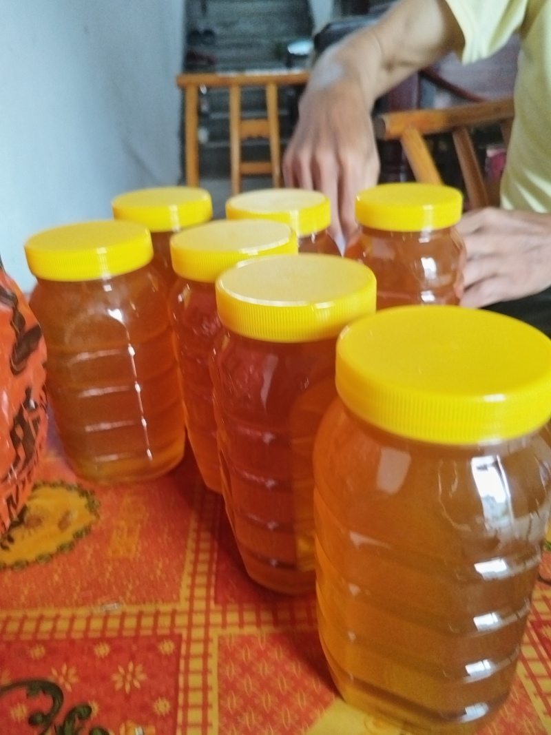 ***，货真价实的中蜂土蜂蜜。