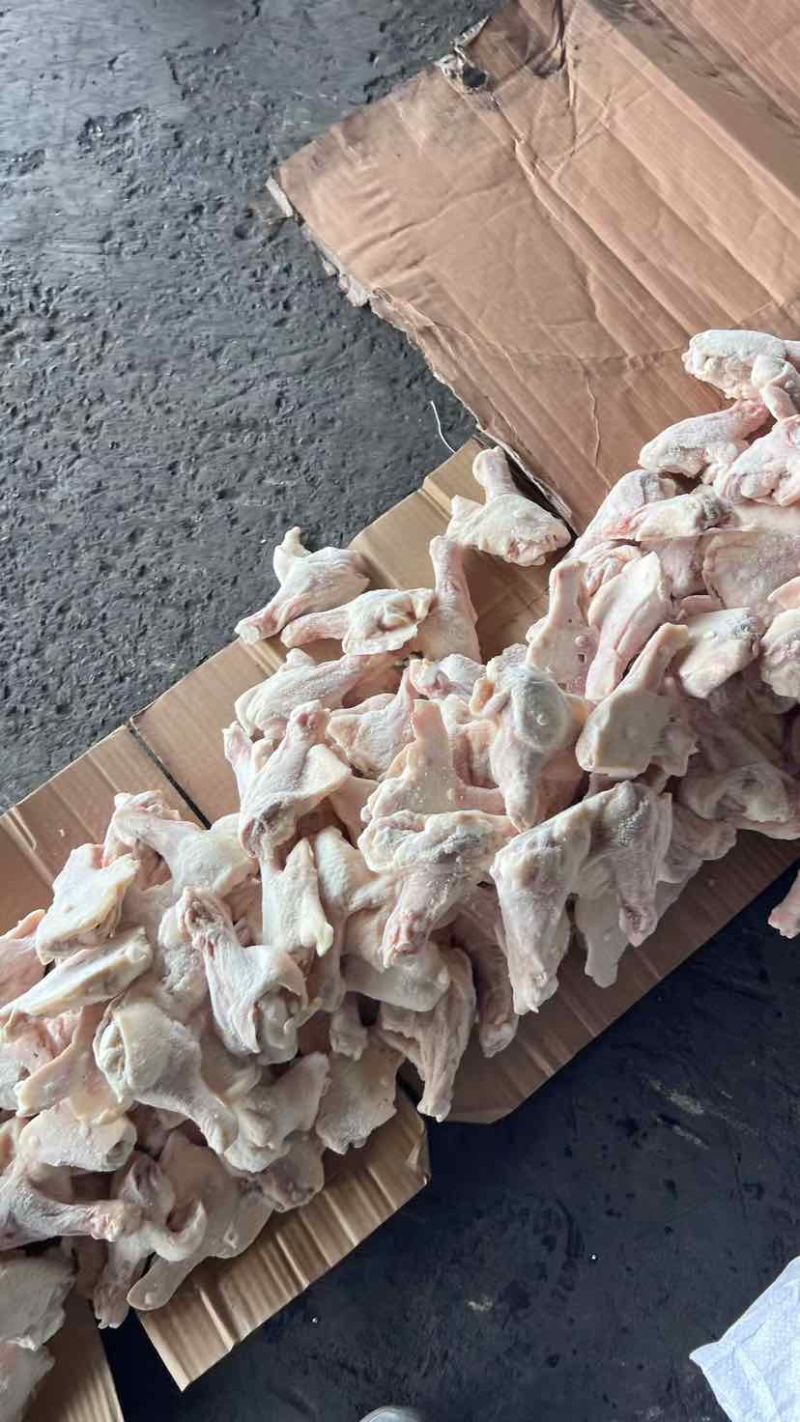 105鸭翅根，现货70吨