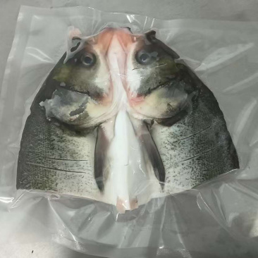 白鲢鱼头300-450g30件/箱