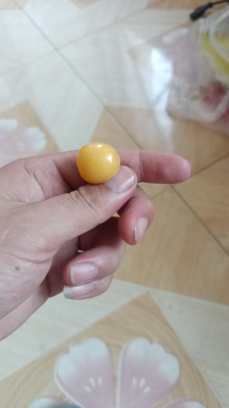东北姑娘果产地直销，地头直接采摘，每日现摘现发，可代收代
