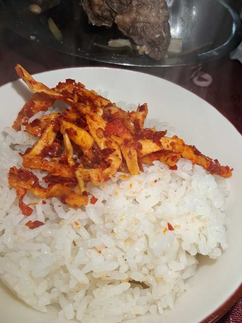 湖南特产香辣脆萝卜丁，萝卜条