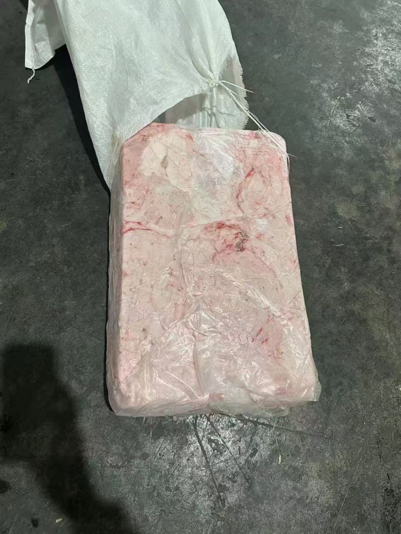 肥猪板油到货15吨，沂南，小猪大猪掺着