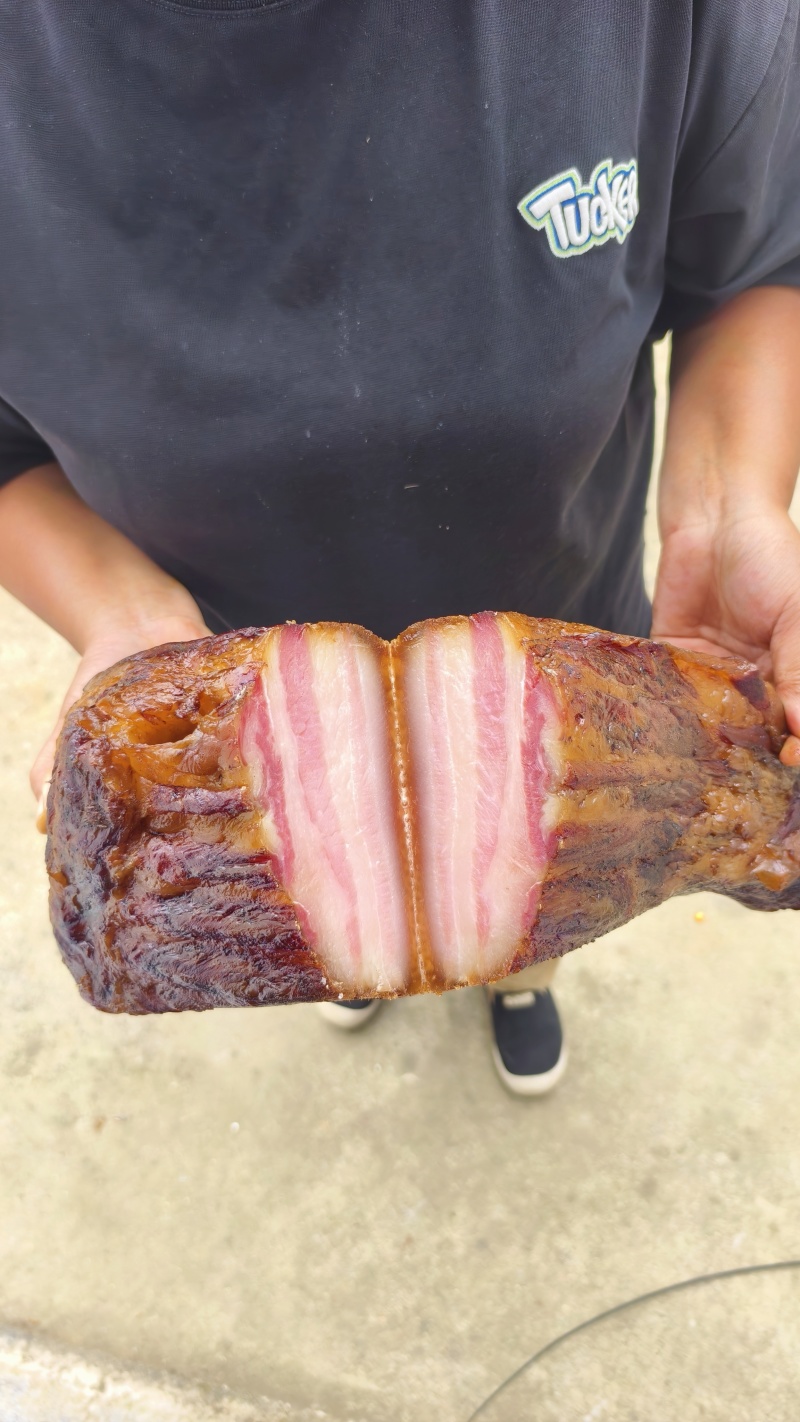 正宗贵州柴火烟熏五花肉