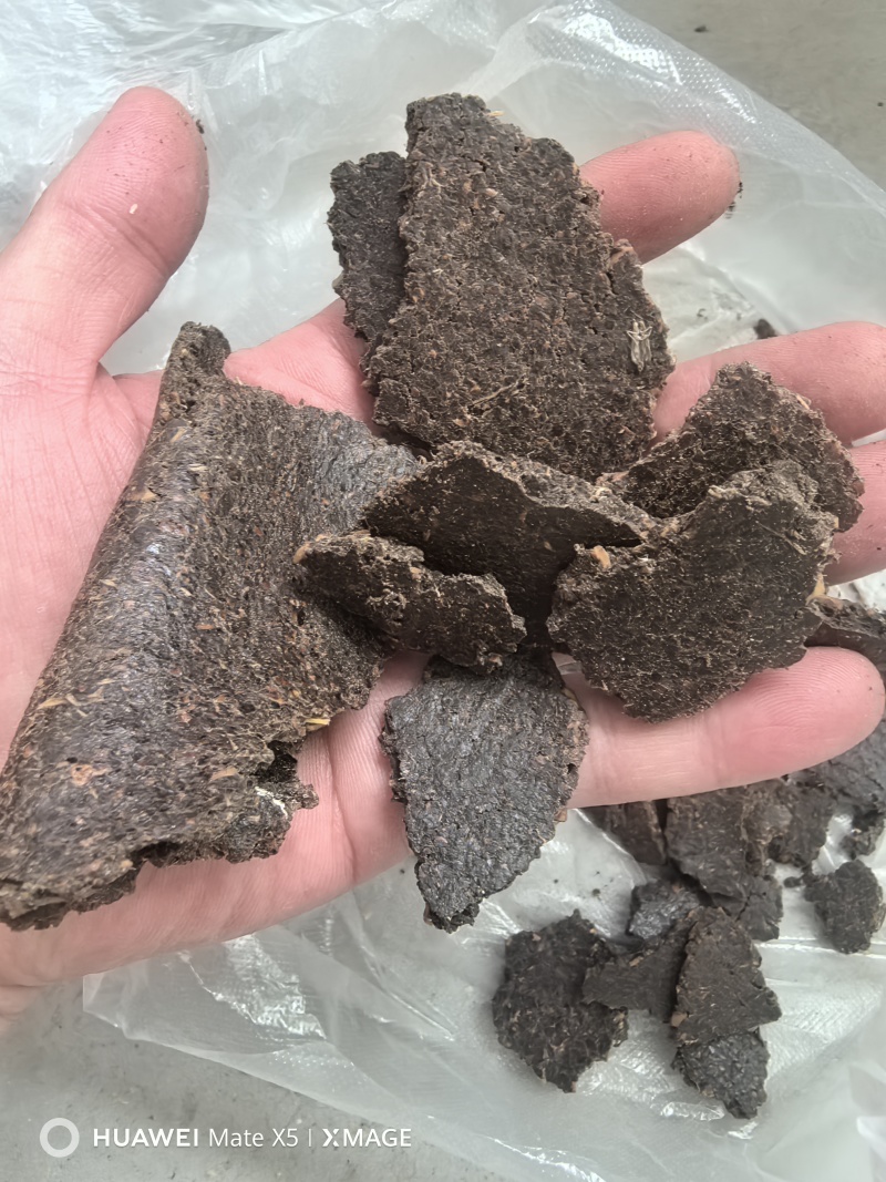 核桃饼蛋白24个，脂肪10个，育肥**。代替部分豆粕，降低