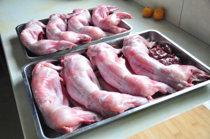 现杀兔肉，真空包装