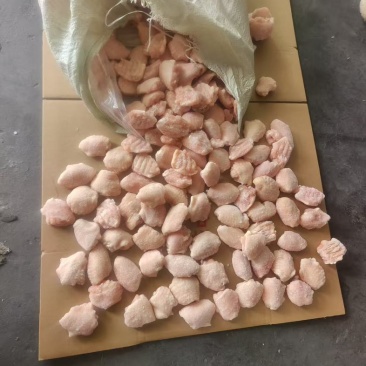 鸡翅中规格30下！进口原料
