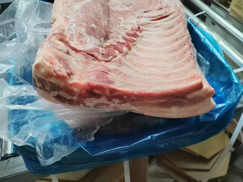 带皮带肋中方，25公斤箱装6-8片，新货新开，15吨