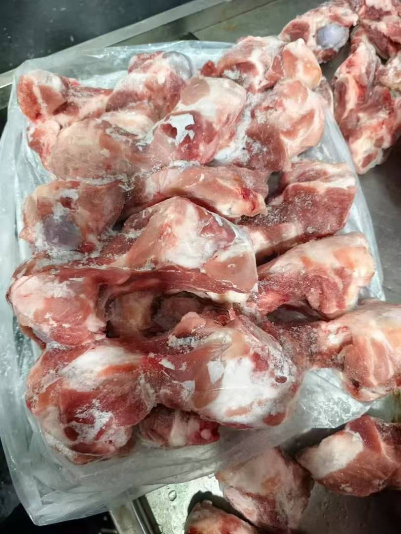 广西满肉前棒骨，带肉多达70%，25年5月份新货