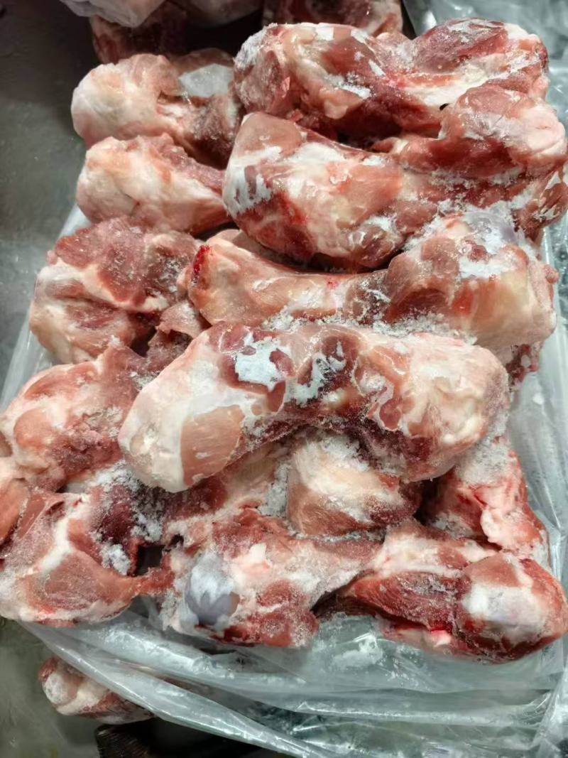 广西满肉前棒骨，带肉多达70%，25年5月份新货