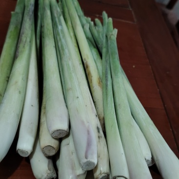 香茅草，无籽柠檬，。辣椒