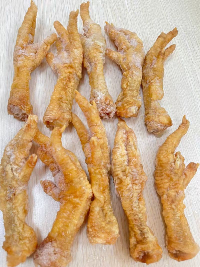 炸鸡爪，有没有激起你的味蕾😛2、3好友，搭配个凉菜、小酒！