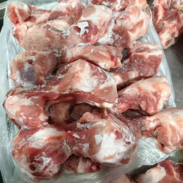 广西满肉前棒骨，带肉多达70%，25年5月份新货