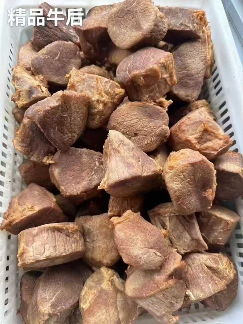 各种牛肉，牛腱子，牛后，大米龙，牛条子，牛腩，各种牛副都有