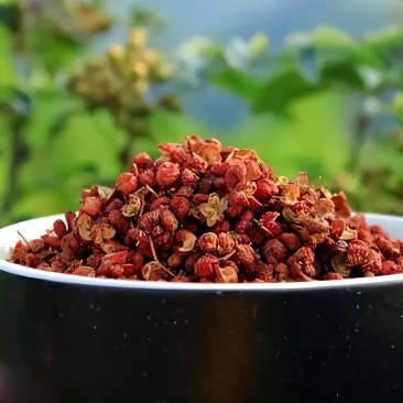 武都区特产花椒，嗮干新上市干鲜花椒，质量和品味特殊麻辣