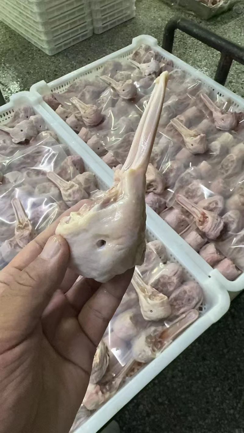 鸭下巴有货