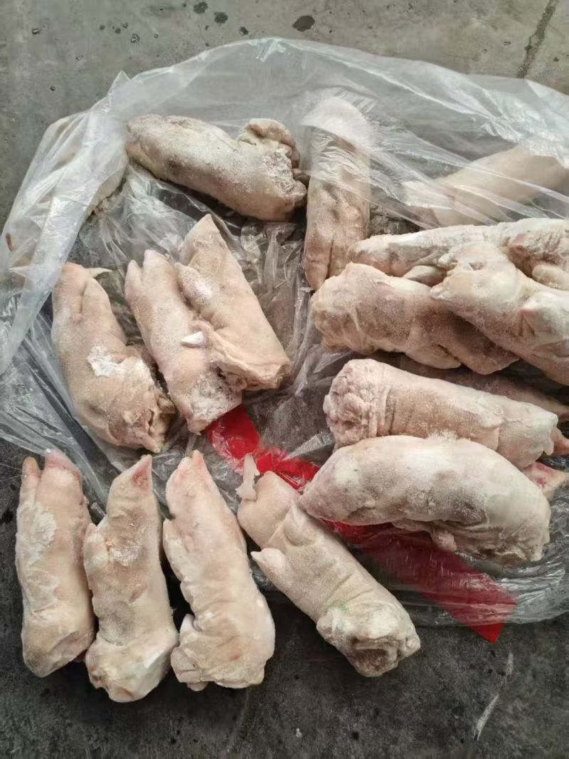 滑手猪蹄10吨，20个左右的